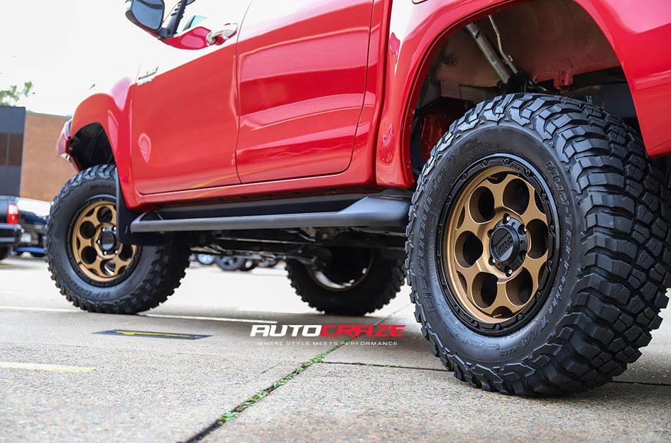 TOYOTA HILUX N80 4WD DIRTY HARRY MATTE BRONZE BLACK LIP 